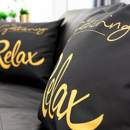 Wrexham Central Stay - Apartment Six Экстерьер фото