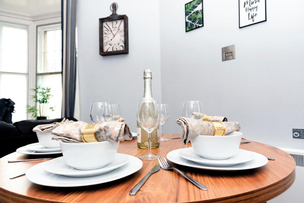 Wrexham Central Stay - Apartment Six Экстерьер фото